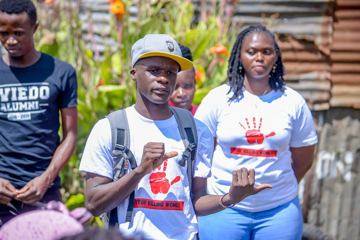 International women's day was really important to us as men we got to learn more about our sisters and how we should protect them against gender based violence we really thanks community voices for letting this day be awesome to our society
#CommunityVoices
#SautiZetu