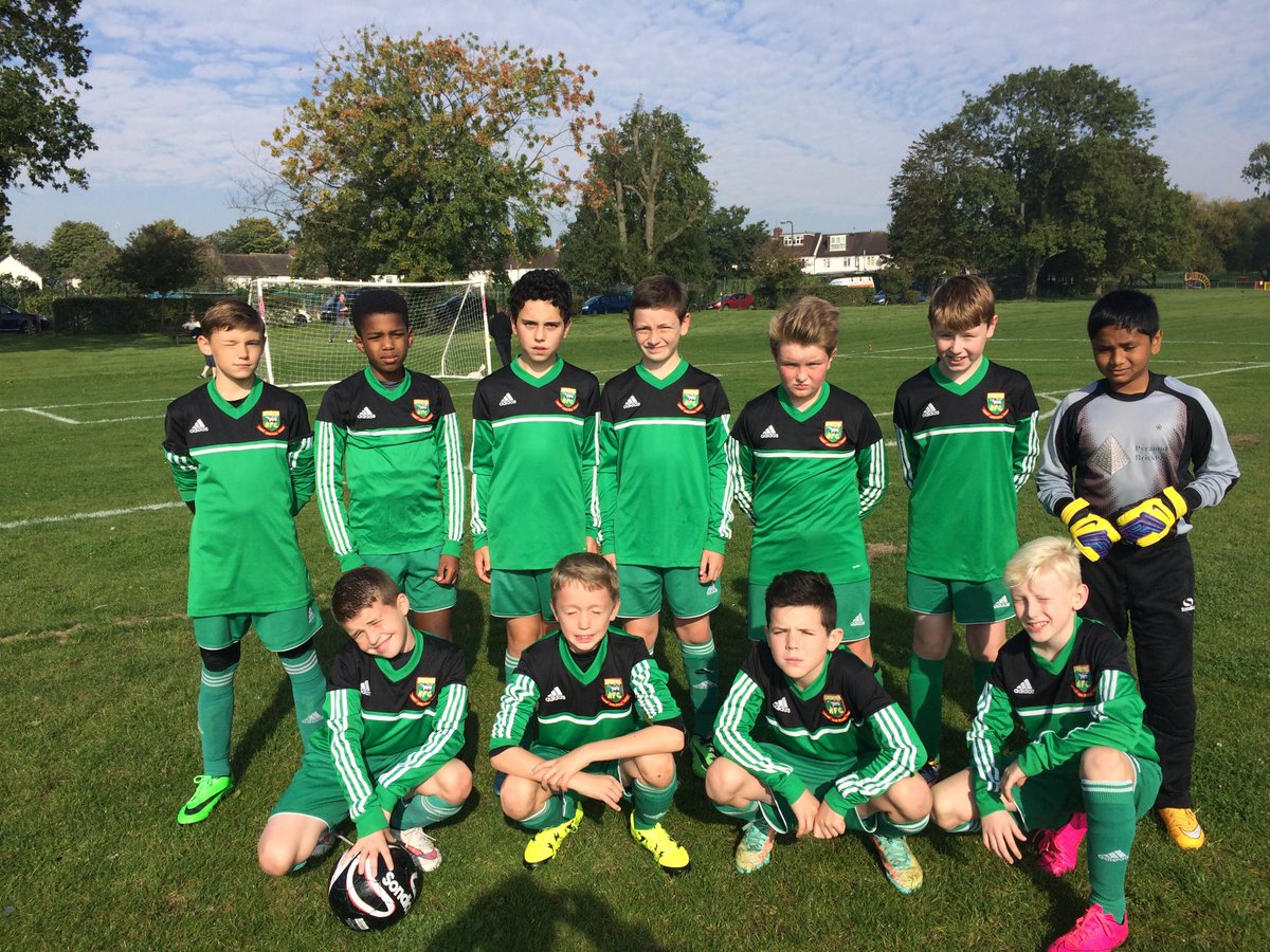 JubileeSilver's tweet photo. ⁦@HendonFC⁩ Youth section at SJP is ten years old today! Happy birthday and wishing you many more years of happiness. ⁦@JCreith⁩ ⁦@LarryWrenn⁩ ⁦@HendonFCSA⁩ ⁦@HFCProgrammes⁩ https://t.co/9OGu4MqydO