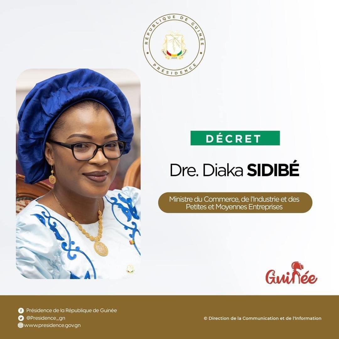 sidibe_diaka's tweet photo. 𝙐𝙣𝙚 𝙣𝙤𝙪𝙫𝙚𝙡𝙡𝙚 𝙢𝙞𝙨𝙨𝙞𝙤𝙣 𝙨’𝙖𝙣𝙣𝙤𝙣𝙘𝙚.

𝙄𝙣𝙛𝙞𝙣𝙞𝙚 𝙧𝙚𝙘𝙤𝙣𝙣𝙖𝙞𝙨𝙨𝙖𝙣𝙘𝙚 𝙖̀ 𝘼𝙡𝙡𝙖𝙝 𝙥𝙤𝙪𝙧 𝙨𝙖 𝙗𝙞𝙚𝙣𝙫𝙚𝙞𝙡𝙡𝙖𝙣𝙘𝙚 𝙚𝙩 𝙨𝙖 𝙥𝙧𝙤𝙩𝙚𝙘𝙩𝙞𝙤𝙣 𝙙𝙚 𝙩𝙤𝙪𝙨 𝙡𝙚𝙨 𝙟𝙤𝙪𝙧𝙨. 

𝙅𝙚 𝙩𝙞𝙚𝙣𝙨 𝙖̀ 𝙧𝙚𝙣𝙙𝙧𝙚 𝙪𝙣 𝙫𝙞𝙗𝙧𝙖𝙣𝙩 𝙝𝙤𝙢𝙢𝙖𝙜𝙚 𝙖𝙪 𝙋𝙧𝙚́𝙨𝙞𝙙𝙚𝙣𝙩 𝙙𝙚 𝙡𝙖 𝙍𝙚́𝙥𝙪𝙗𝙡𝙞𝙦𝙪𝙚, 𝘾𝙝𝙚𝙛 𝙙𝙚 𝙡’𝙀𝙩𝙖𝙩, 𝘾𝙝𝙚𝙛 𝙎𝙪𝙥𝙧𝙚̂𝙢𝙚 𝙙𝙚𝙨 𝘼𝙧𝙢𝙚́𝙚𝙨 𝙖𝙞𝙣𝙨𝙞 𝙦𝙪’𝙖̀ 𝙈𝙤𝙣𝙨𝙞𝙚𝙪𝙧 𝙡𝙚 𝙋𝙧𝙚𝙢𝙞𝙚𝙧 𝙈𝙞𝙣𝙞𝙨𝙩𝙧𝙚, 𝘾𝙝𝙚𝙛 𝙙𝙪 𝙂𝙤𝙪𝙫𝙚𝙧𝙣𝙚𝙢𝙚𝙣𝙩 𝙥𝙤𝙪𝙧 𝙘𝙚𝙩𝙩𝙚 𝙢𝙞𝙨𝙨𝙞𝙤𝙣 𝙦𝙪’𝙞𝙡𝙨 𝙢𝙚 𝙘𝙤𝙣𝙛𝙞𝙚𝙣𝙩 𝙖̀ 𝙡𝙖 𝙩𝙚̂𝙩𝙚 𝙙’𝙪𝙣 𝙣𝙤𝙪𝙫𝙚𝙖𝙪 𝙙𝙚́𝙥𝙖𝙧𝙩𝙚𝙢𝙚𝙣𝙩 𝙝𝙖𝙪𝙩𝙚𝙢𝙚𝙣𝙩 𝙨𝙩𝙧𝙖𝙩𝙚́𝙜𝙞𝙦𝙪𝙚. 

𝘼𝙥𝙧𝙚̀𝙨 𝙪𝙣𝙚 𝙖𝙫𝙚𝙣𝙩𝙪𝙧𝙚 𝙝𝙤𝙧𝙨 𝙥𝙖𝙞𝙧 𝙖̀ 𝙡’𝙀𝙣𝙨𝙚𝙞𝙜𝙣𝙚𝙢𝙚𝙣𝙩 𝙎𝙪𝙥𝙚́𝙧𝙞𝙚𝙪𝙧, 𝙟𝙚 𝙩𝙞𝙚𝙣𝙨 𝙖̀ 𝙧𝙚𝙢𝙚𝙧����𝙞𝙚𝙧 𝙢𝙚𝙨 𝙘𝙤𝙡𝙡𝙖𝙗𝙤𝙧𝙖𝙩𝙚𝙪𝙧𝙨 𝙦𝙪𝙞 𝙤𝙣𝙩 𝙚́𝙩𝙚́ 𝙥𝙧𝙚́𝙨𝙚𝙣𝙩𝙨 𝙙𝙪𝙧𝙖𝙣𝙩 𝙘𝙚𝙨 𝙙𝙚𝙪𝙭 𝙙𝙚𝙧𝙣𝙞𝙚̀𝙧𝙚𝙨 𝙖𝙣𝙣𝙚́𝙚𝙨 𝙚𝙩 𝙦𝙪𝙞 𝙤𝙣𝙩 𝙞𝙣𝙡𝙖��𝙨𝙖𝙗𝙡𝙚𝙢𝙚𝙣𝙩 𝙘𝙤𝙣𝙩𝙧𝙞𝙗𝙪𝙚́ 𝙖̀ 𝙡'𝙖𝙩𝙩𝙚𝙞𝙣𝙩𝙚 𝙙𝙚 𝙣𝙤𝙨 𝙧𝙚́𝙨𝙪𝙡𝙩𝙖𝙩𝙨. 
𝘾’𝙚𝙨𝙩 𝙖𝙫𝙚𝙘 𝙡𝙖 𝙢𝙚̂𝙢𝙚 𝙙𝙚́𝙩𝙚𝙧𝙢𝙞𝙣𝙖𝙩𝙞𝙤𝙣 𝙚𝙩 𝙡𝙚 𝙢𝙚̂𝙢𝙚 𝙚𝙨𝙥𝙧𝙞𝙩 𝙙’𝙚́𝙦𝙪𝙞𝙥𝙚 𝙦𝙪𝙚 𝙟𝙚 𝙥𝙧𝙚𝙣𝙙𝙧𝙖𝙞 𝙛𝙤𝙣𝙘𝙩𝙞𝙤𝙣 𝙖̀ 𝙡𝙖 𝙩𝙚̂𝙩𝙚 𝙙𝙪 𝙈𝙞𝙣𝙞𝙨𝙩𝙚̀𝙧𝙚 𝙙𝙪 𝘾𝙤𝙢𝙢𝙚𝙧𝙘𝙚, 𝙙𝙚 𝙡’𝙄𝙣𝙙𝙪𝙨𝙩𝙧𝙞𝙚 𝙚𝙩 𝙙𝙚𝙨 𝙋𝙈𝙀 𝙥𝙤𝙪𝙧 𝙧𝙚𝙡𝙚𝙫𝙚𝙧 𝙙𝙚 𝙣𝙤𝙪𝙫𝙚𝙖𝙪𝙭 𝙙𝙚́𝙛𝙞𝙨.

𝙈𝙚𝙨 𝙥𝙚𝙣𝙨𝙚́𝙚𝙨 𝙖𝙪𝙭 𝙚𝙣𝙨𝙚𝙞𝙜𝙣𝙖𝙣𝙩𝙨-𝙘𝙝𝙚𝙧𝙘𝙝𝙚𝙪𝙧𝙨, 𝙘𝙝𝙚𝙧𝙘𝙝𝙚𝙪𝙧𝙨, 𝙚́𝙩𝙪𝙙����𝙖𝙣𝙩𝙨 𝙚𝙩 𝙨𝙮𝙣𝙙𝙞𝙘𝙖𝙩𝙨 𝙙𝙪 𝙈𝙀𝙎𝙍𝙎𝙄, 𝙟𝙚 𝙫𝙤𝙪𝙨 𝙧𝙚𝙢𝙚𝙧𝙘𝙞𝙚 𝙥𝙤𝙪𝙧 𝙫𝙤𝙩𝙧𝙚 𝙨𝙤𝙪𝙩𝙞𝙚𝙣 𝙨𝙞𝙣𝙘𝙚̀𝙧𝙚 𝙚𝙩 𝙥𝙤𝙧𝙩𝙚𝙪𝙧. 

𝙈𝙚𝙧𝙘𝙞 𝙖̀ 𝙘𝙝𝙖𝙘𝙪𝙣 𝙙'𝙚𝙣𝙩𝙧𝙚 𝙫𝙤𝙪𝙨, 𝙖̀ 𝙢𝙚𝙨 𝙘𝙤𝙡𝙡𝙖𝙗𝙤𝙧𝙖𝙩𝙚𝙪𝙧𝙨,  𝙢𝙖 𝙛𝙖𝙢𝙞𝙡𝙡𝙚, 𝙚𝙩 𝙢𝙤𝙣 𝙚́𝙥𝙤𝙪𝙭  𝙥𝙤𝙪𝙧 𝙡𝙚 𝙨𝙤𝙪𝙩𝙞𝙚𝙣 𝙙𝙪𝙧𝙖𝙣𝙩 𝙘𝙚𝙨 𝙙𝙚𝙧𝙣𝙞𝙚̀𝙧𝙚𝙨 𝙨𝙚𝙢𝙖𝙞𝙣𝙚𝙨. 

𝙀𝙣𝙨𝙚𝙢𝙗𝙡𝙚, 𝙥𝙤𝙪𝙧 𝙪𝙣 𝙚𝙣𝙜𝙖𝙜𝙚𝙢𝙚𝙣𝙩 𝙧𝙚𝙣𝙤𝙪𝙫𝙚𝙡𝙚́ 𝙖𝙪 𝙨𝙚𝙧𝙫𝙞𝙘𝙚 𝙙𝙚 𝙡𝙖 𝙉𝙖𝙩𝙞𝙤𝙣.

#InternationalWomenMonth