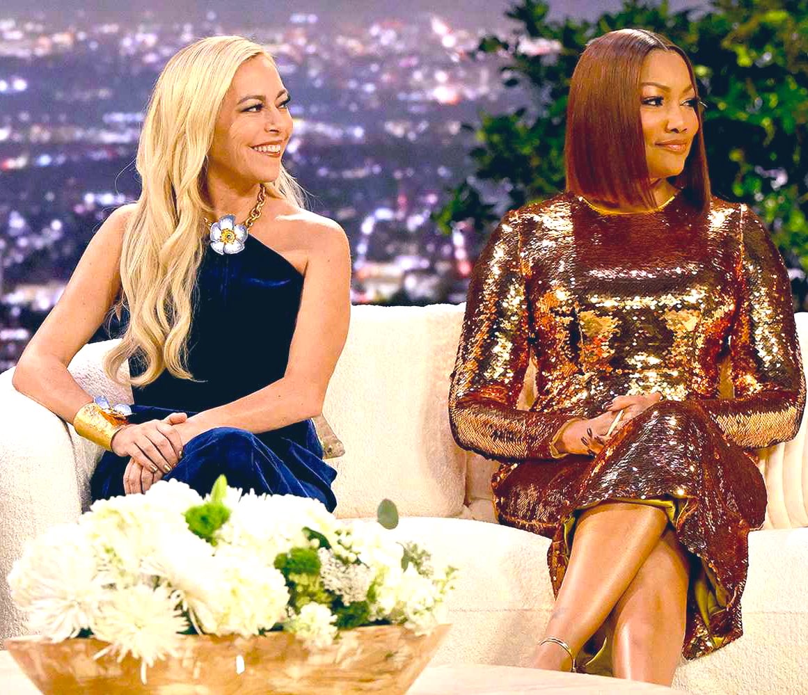 OolaFanForever's tweet photo. The #RHOBH reunion was terrible, I’m glad Sutton & Garcelle left. Was it pre-planned for Kathy to go after them to take the heat off Kyle? I’m thinkin’ yes. Without them,🥱. Shady Andy was upstaged & I loved that. #Bravo #NBC #NameEm
❤️❤️❤️❤️🙏 #MuahMuah #Upstaged https://t.co/EhpNpeSYVY
