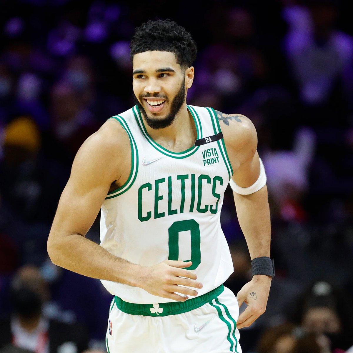 LegionHoops's tweet photo. Kevin Durant on Jayson Tatum:

“I know when it’s a passing of the guard… He’s one of those guys that’s likely going to control the league for the next 10-12 years and be a staple in the history of our game.”

(via @DuaneRankin) https://t.co/uww92YV8gc