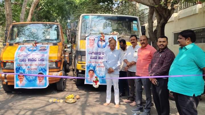 MKrishnappa_'s tweet photo. #ಉತ್ತರಹಳ್ಳಿ ವಾರ್ಡಿನ ವಿವಿದೆಡೆ ನೀರಿನ ಸಮಸ್ಯೆಯ ಹಿನ್ನಲೆ  ಪೂರ್ಣಪ್ರಜ್ಞಾ ಲೇಔಟ್ ನ ಜಲಮಂಡಳಿ (BWSSB) ವತಿಯಿಂದ ಟ್ಯಾಂಕರ್ ಮೂಲಕ ಸಾರ್ವಜನಿಕರಿಗೆ ಕಾವೇರಿ ನೀರಿನ ಪೂರೈಕೆ ಮಾಡಲು ಇಂದು ಚಾಲನೆ ನೀಡಿದೆನು.

#MKrishnappa | #BangaloresouthMLA
#Uttarahalli https://t.co/SjkKiBngVY