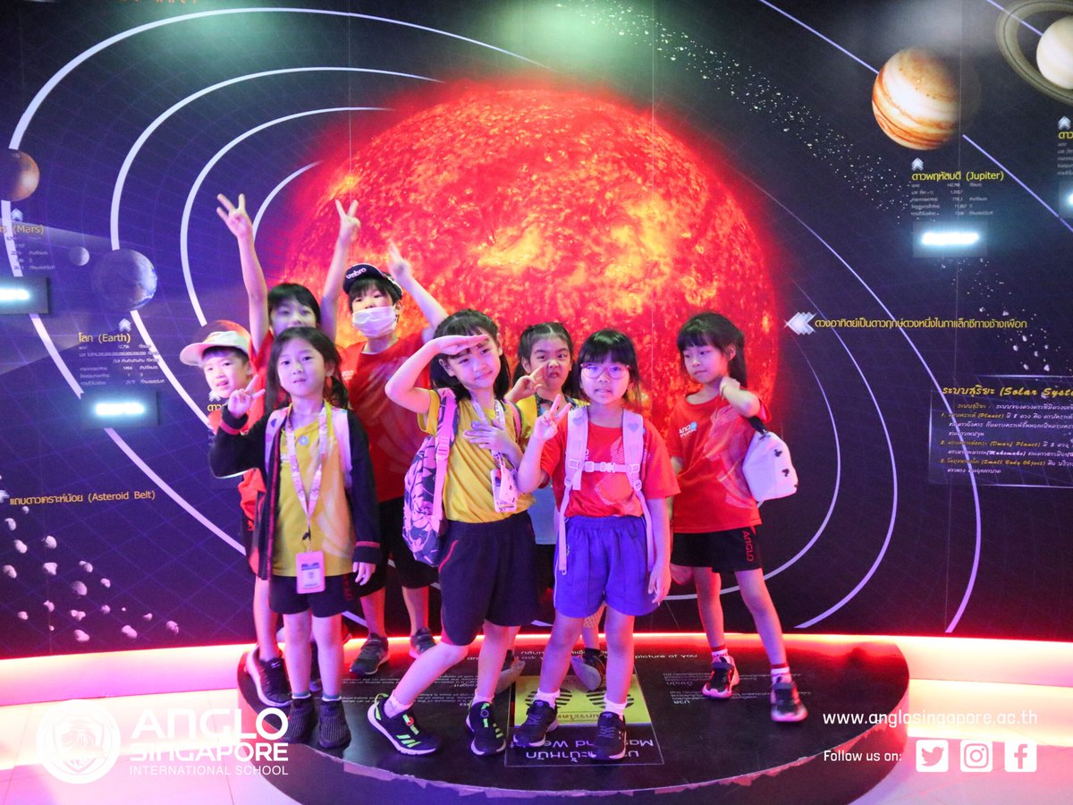 31Anglo's tweet photo. Embarking on a cosmic journey with P1 class! 🌌

Anglo Campus 31 explored the wonders of the universe at the Science Center for Education (Planetarium Bangkok).🚀🔭 

#AngloCampus31 #Explorers #Science #ScienceAdventure #SchoolOuting #HighQualityLearning #Education #Bangkok https://t.co/0l656ZtrBX