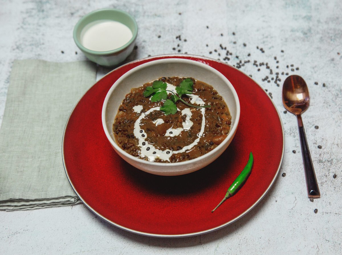 Renurecipes's tweet photo. Get ready to enjoy a hearty and flavorful Dal Makhani with our easy recipe recipe!

Serve this creamy dal with plain rice, jeera rice, or chapatis for a satisfying meal that everyone will love.

Serve it with love but check out the website for the full recipe first. https://t.co/f0UfO5aNOo