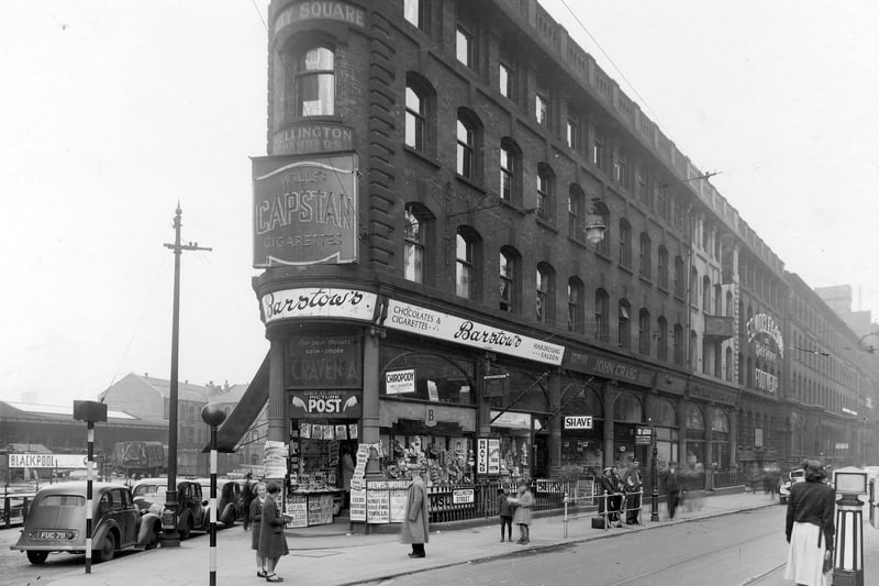 17 memorable photos take you back to Leeds city centre in 1939 tinyurl.com/2sczjwdn #Leeds #1930s