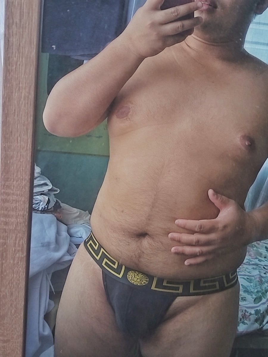 cumcuntbag's tweet photo. body tea😋 https://t.co/lbu7QcrAV0