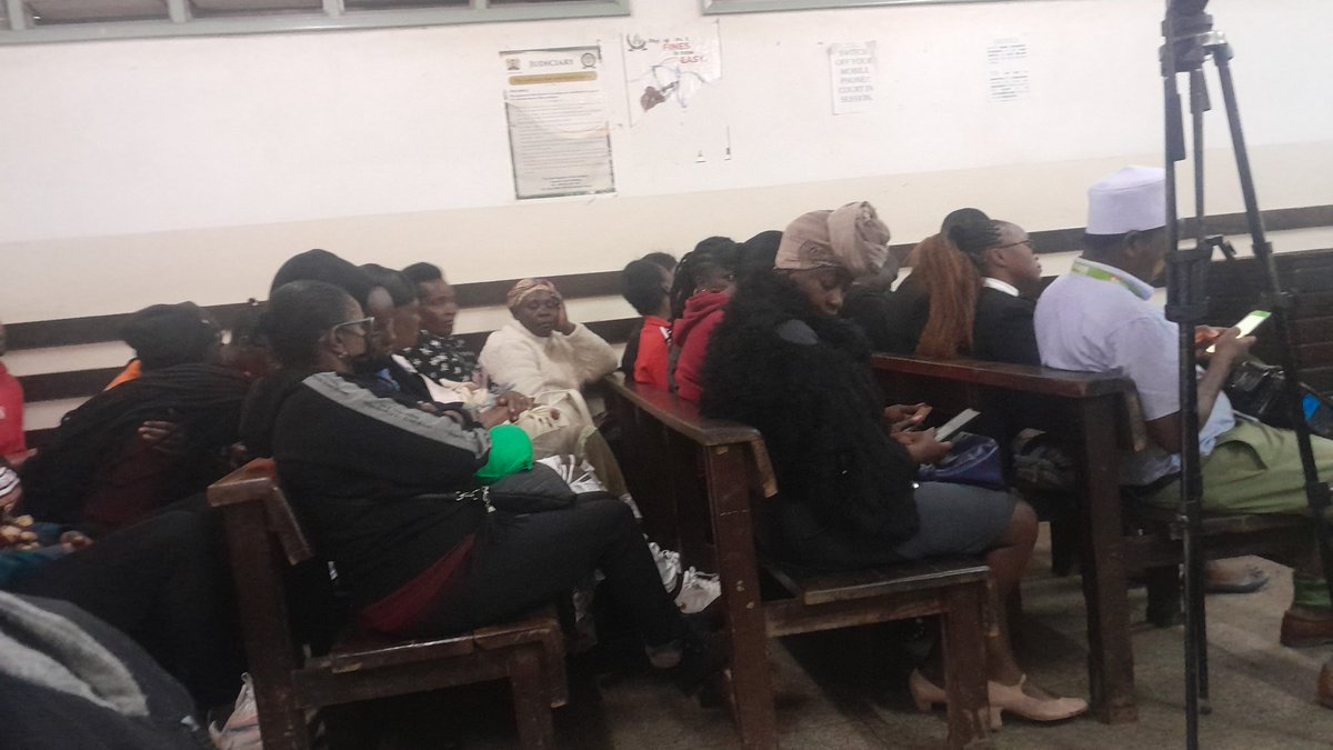 Ahmed Rashid faces the law today. An opportunity he denied hundreds of his victims. For the fathers and sons he has killed, for husbands and brothers, all those poor marginalized youths, we demand  justice for all the victims. The system must change
#KillerCopRashid