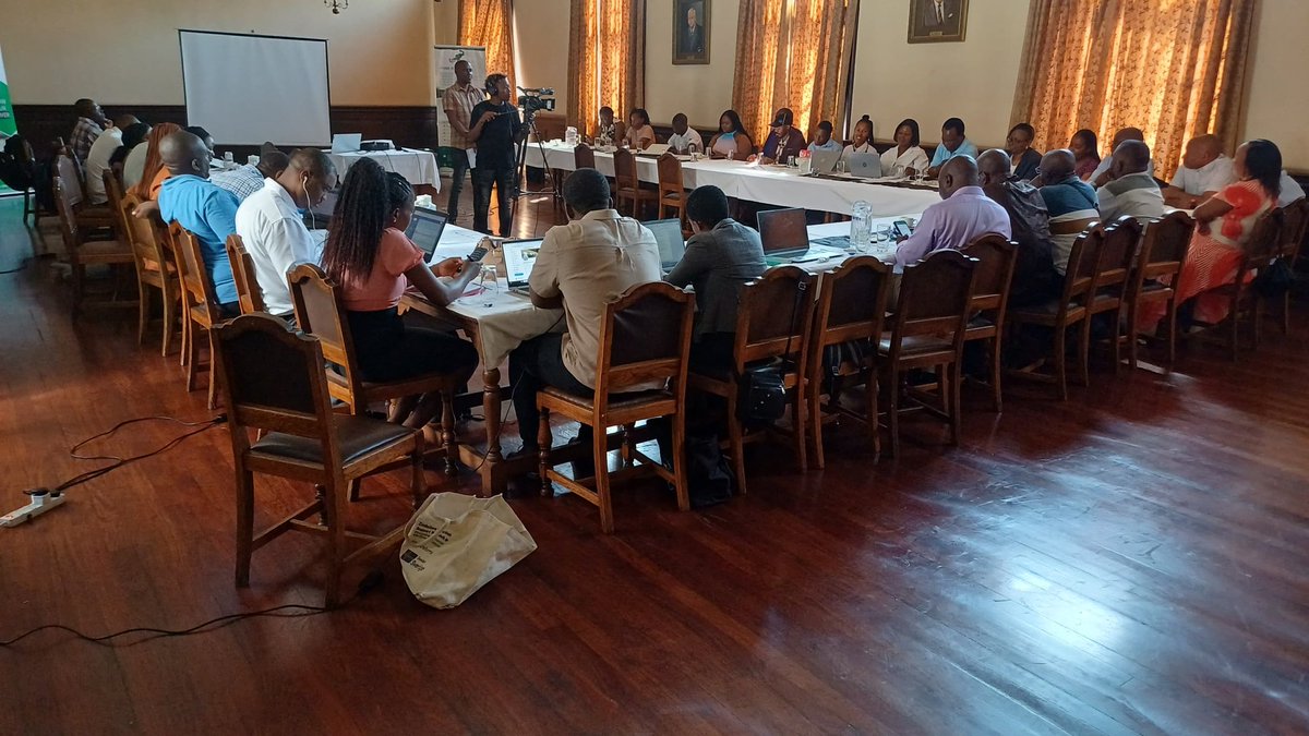 byopra's tweet photo. Happening Now : Bulawayo stakeholders and residents have gathered for the BPRA Water Indaba to discuss the city's water crisis and map up a strategy to mitigate the water woes.@DavidColtart @DiakoniaAfrica  @CityofBulawayo @hivos 

#BulawayoWaterCrisis https://t.co/gufNKEGKAU