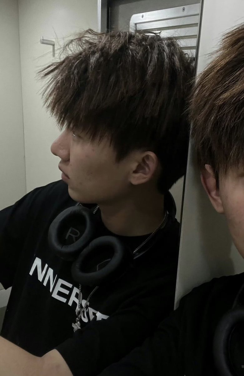 Kitty20010110's tweet photo. #男高中生 https://t.co/w8NabEdVS7