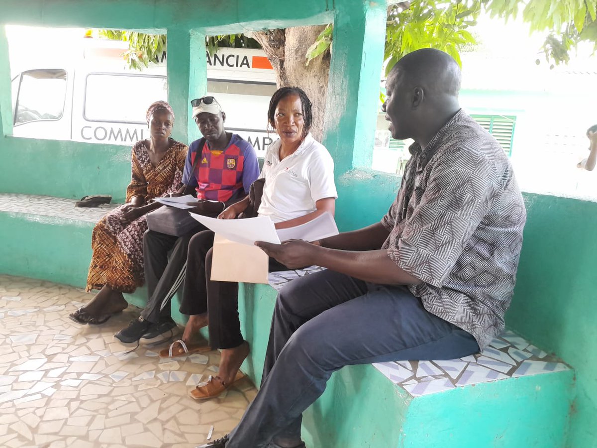 AmrefHealthWA's tweet photo. Meeting community players, as part of the activities of the Capital Santé Astellas project. 
The Capital Santé Astellas project is helping to reduce morbidity and mortality among children by strengthening the decentralization of health services. 
@AMREFUSA https://t.co/ijMhhN1IOG