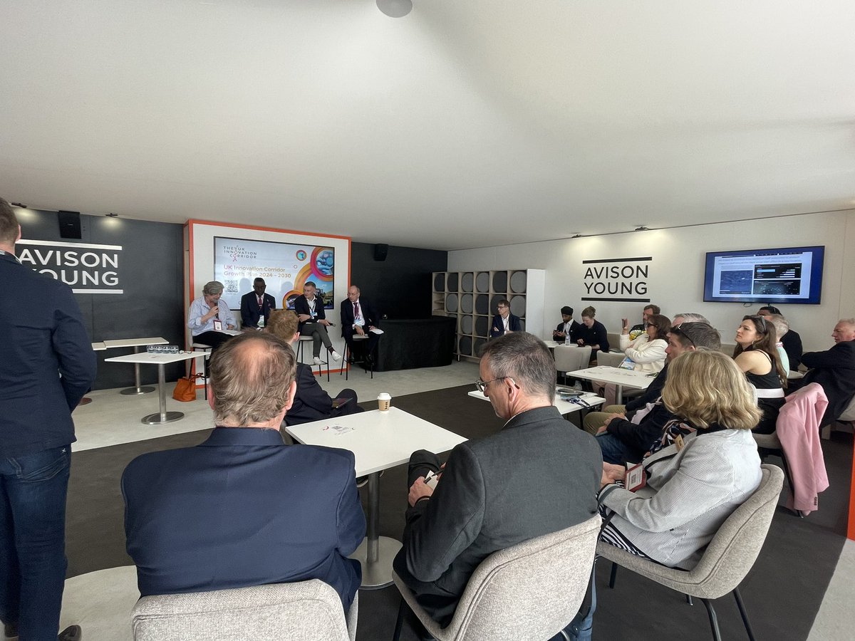 Back at the AY pavilion, @JackieSadek is chairing a session on the UK Innovation Corridor Growth Plan 2024-2030 with speakers @HomesNickW, @JulesPipe and Jonathan Martin @wfcouncil. Follow us for more updates! 👇