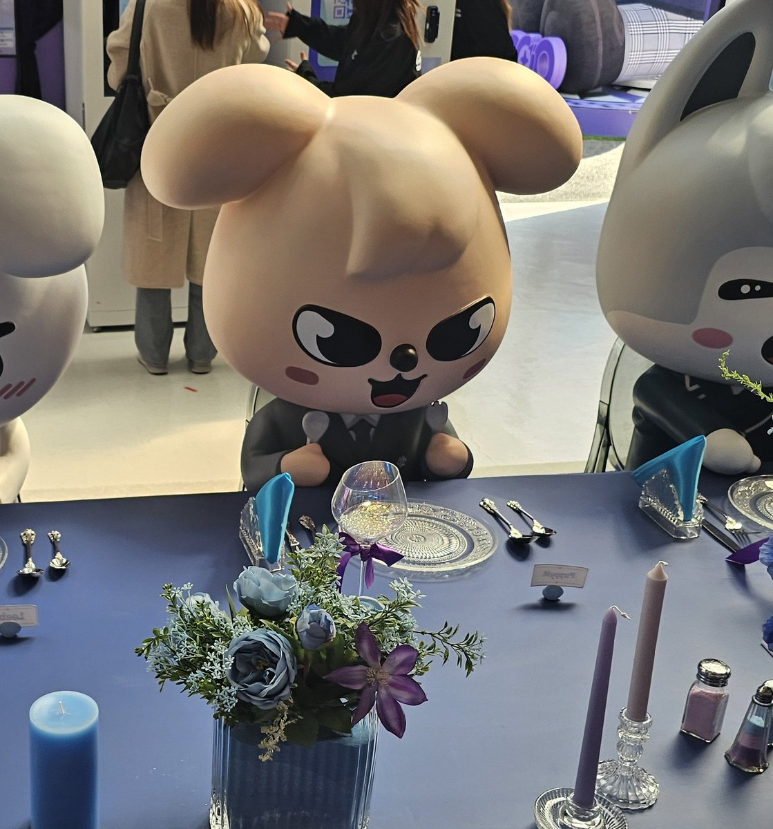 minnieesky's tweet image. before lunch                          after lunch