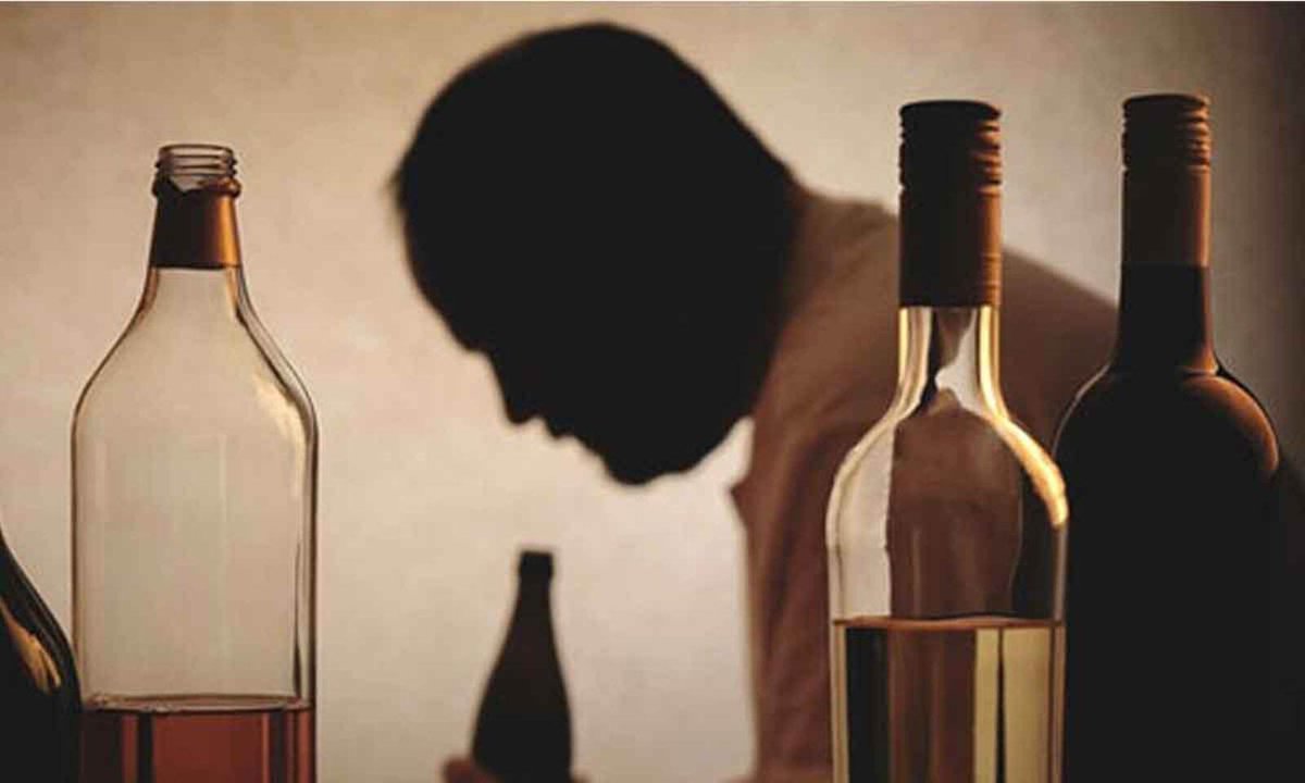COOL FACT?
Heavy drinking can take a toll on the body. It can cause inflammation of the liver (alcoholic hepatitis) and lead to scarring of the liver (cirrhosis). No level of alcohol consumption is safe for our health.

#KnowYourLimit #MindfulDrinking