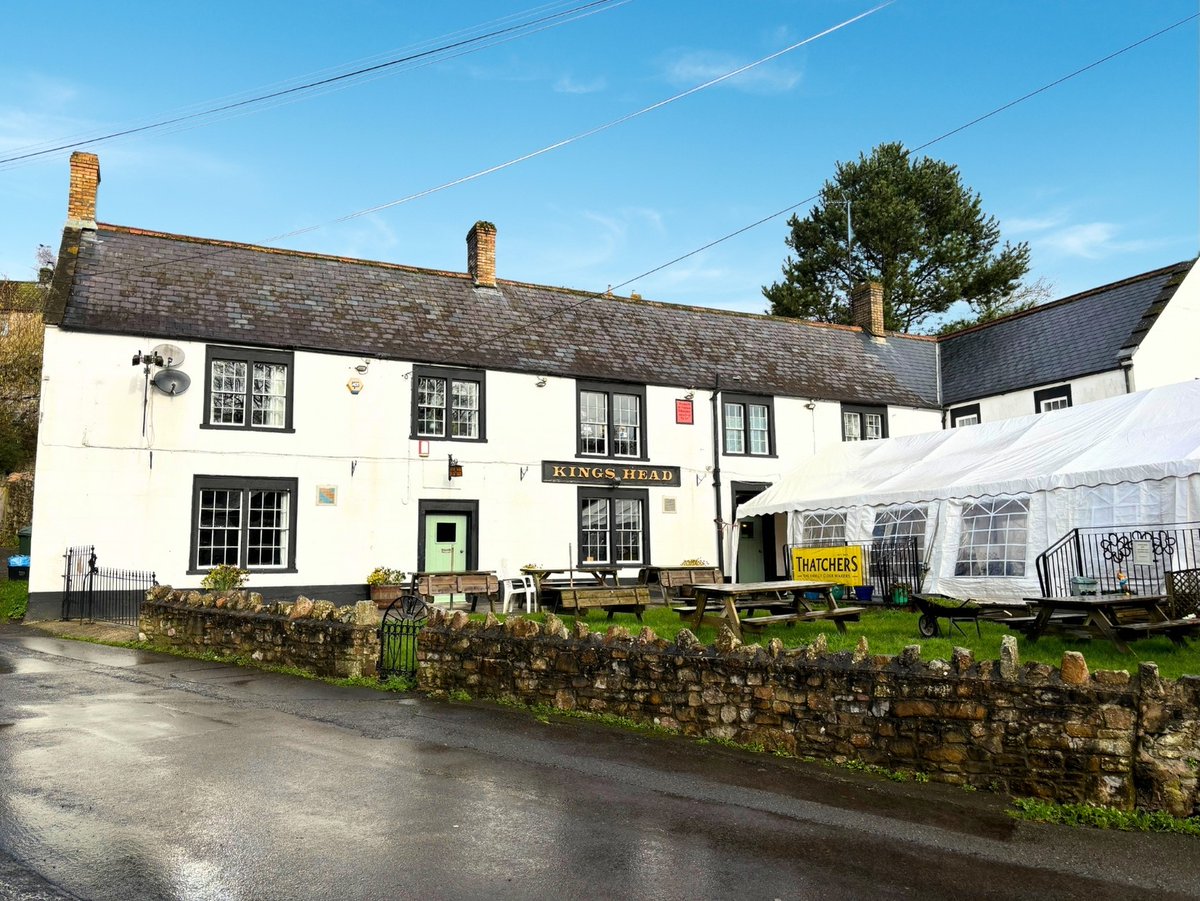 SP_Commercial's tweet image. 🌟 NEW Instruction 🌟 | Somerset - Wet-sales driven character free house

Leasehold: £48,000 | Lower Coleford, Radstock 📍

🖱️sidneyphillips.co.uk/business-detai…

-
-
-

#lowercoleford #coleford #radstock #somerset #somersetnews #pubsforsale #pubsforsaleuk #property #commercialproperty