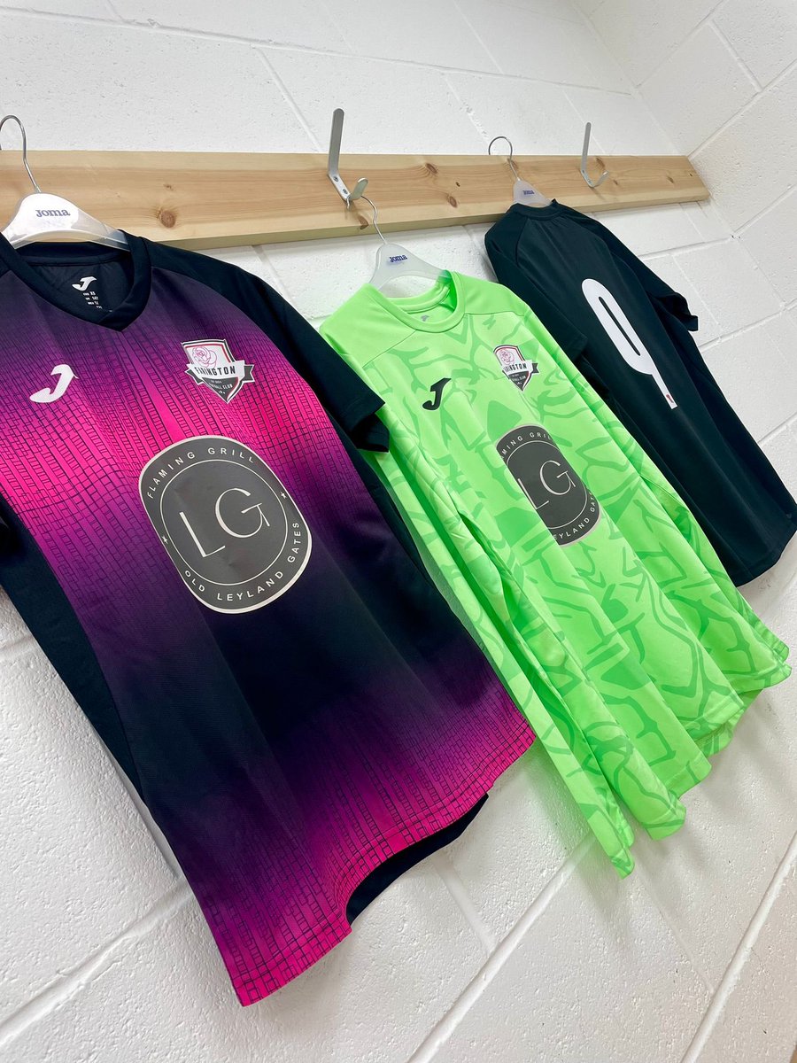 🚨 - Farington FC… COMPLETE ✅ And look at that beauty for a kit 🤩 🤷‍♂️ Who couldn’t love Joma? theteamstop.co.uk
