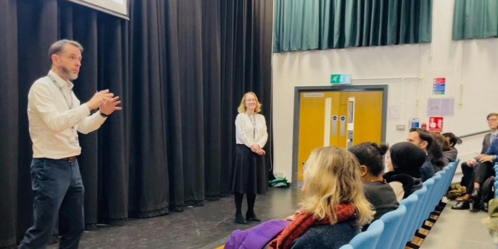 We welcomed 154 'teachers of the future' from @RoehamptonUni for a Sixth Form Experience Day! 📚They learnt how we help students make the transition to independent learning at A Level and BTEC, as well as best teaching practices and shadowing our specialist teachers. #teaching