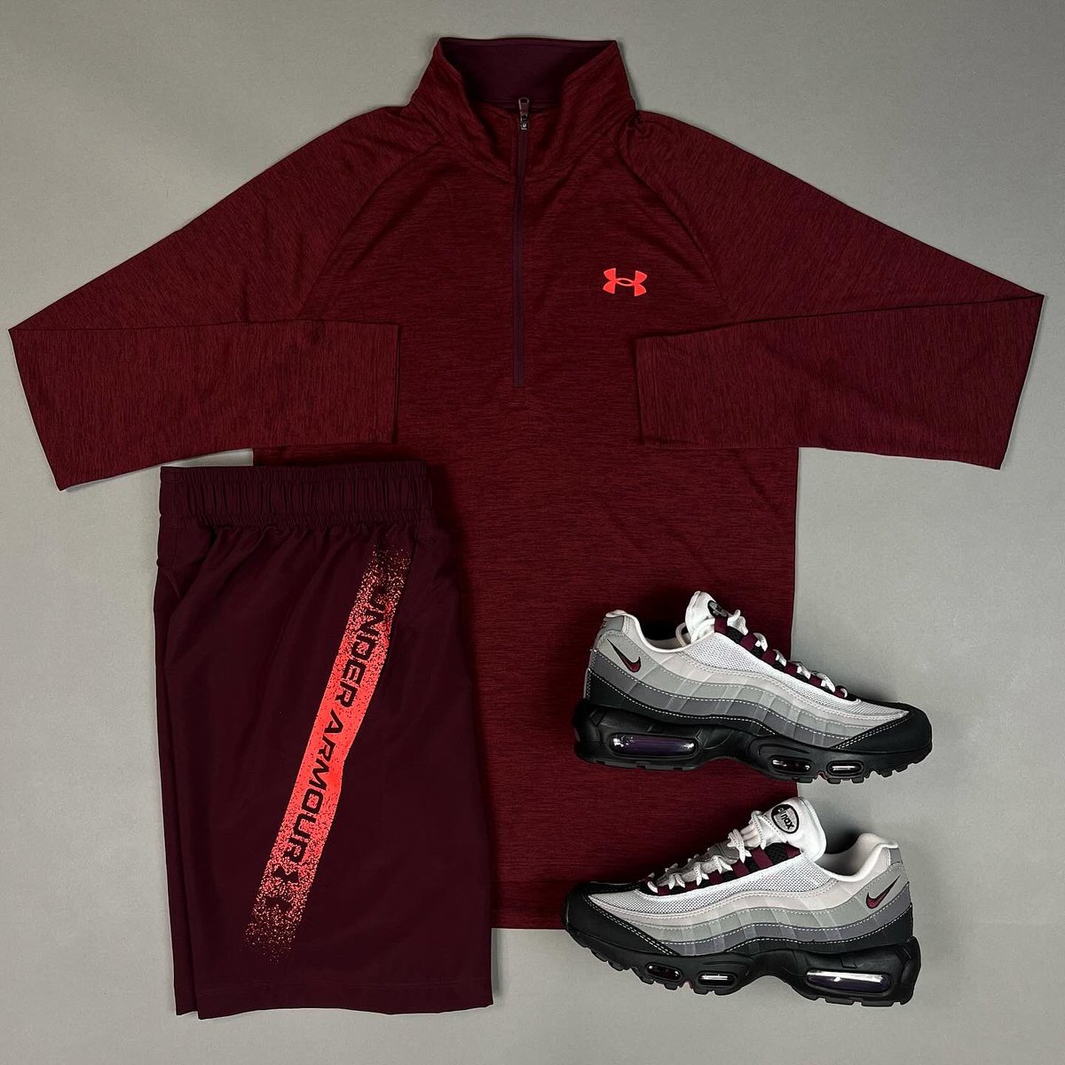 DRIPUNION_'s tweet photo. His &amp; Her’s Under Armour 🧱 

- Mens 1/4 Zip &amp; Shorts - £54.95
- Wmns Tee &amp; Fly Shorts - £49.95

Shop Under Armour 💪
https://t.co/jsZWKtwxM3 https://t.co/pTRUJGI2KT