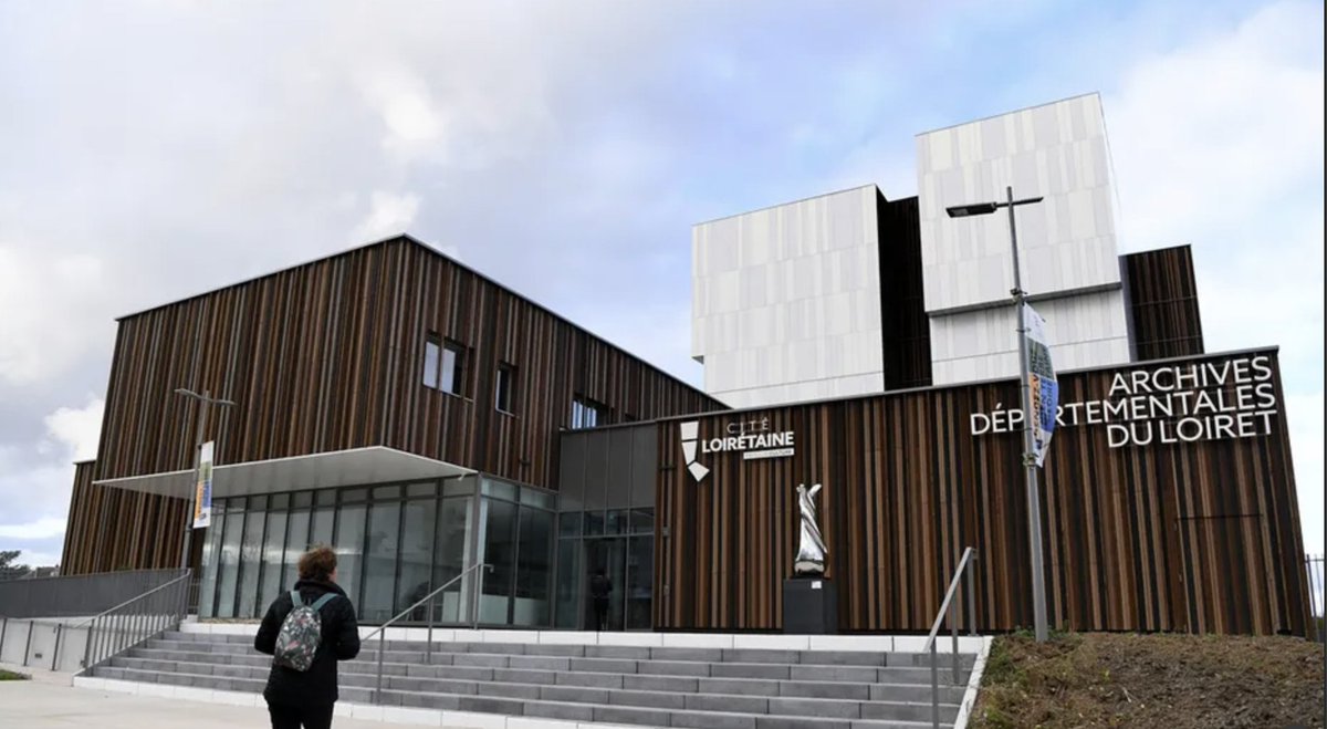 Archivistes_AAF's tweet photo. [Vie asso]
C'est le 1er jour des #RASAD sur la thématique des politiques de collecte. Au programme : des conférences, des tables rondes et des visites. L'occasion de découvrir le magnifique nouveau bâtiment des AD du Loiret qui nous accueille sur les 2 journées. Merci à eux 🙌 https://t.co/TmrQkKQ7IL