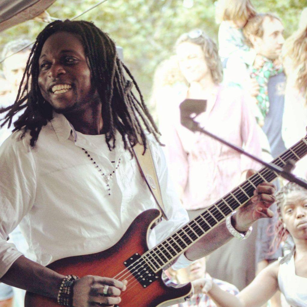 bayharbourmkt's tweet photo. Get ready for an amazing weekend full of live music at Bay Harbour Market! 

Here's the lineup for this weekend:
15TH FRIDAY, 7PM - BUSHFIRE BAND
16TH SATURD 1PM - CHRIS BAKALANGA
17TH SUNDAY, 1PM - PLUMSONG

#SoundStage #LocalMusos #WeekendLineUp #BayHarbourMarket #HoutBay https://t.co/pHrefhSEMV