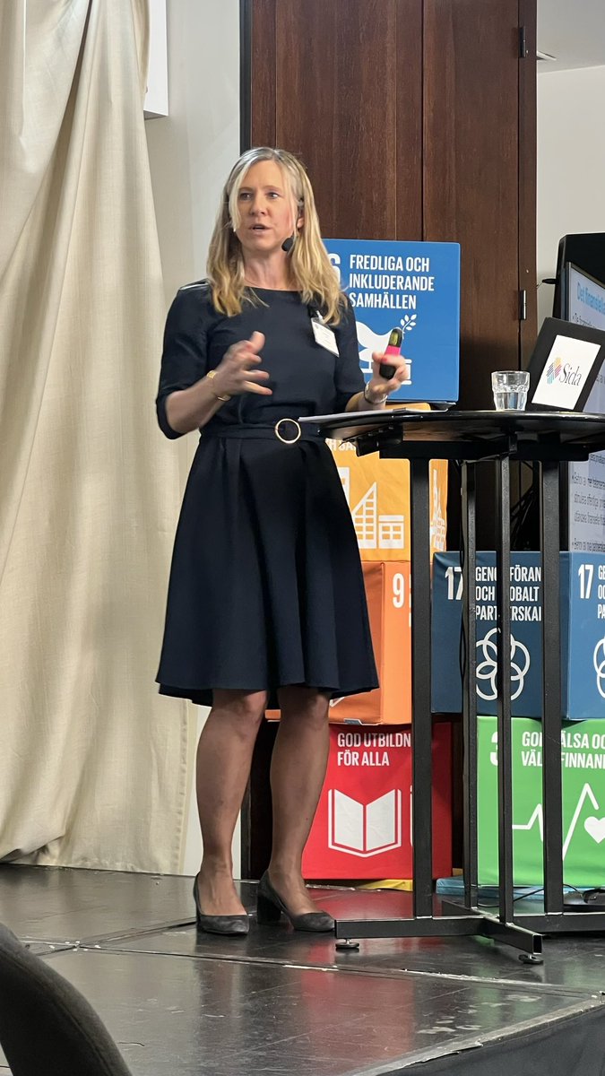 JennyKrisch's tweet photo. Glad att representera @Sida på myndighetsforum med mycket spännande samtal med svenska myndigheter om synergier handel/bistånd samt arbete med institutionsutveckling och den roll väl fungerande institutioner spelar för finansiering av hållbar utveckling.  #myndighetsnavet #SDG17 https://t.co/5qfBIEsL1Q