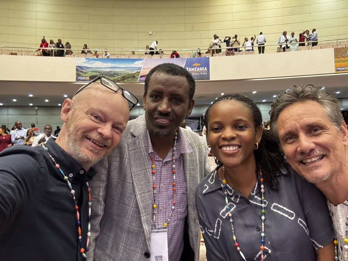 Wonderful times meeting wonderful people at #earc2024 #istandforchildren with <a href="/ChildreninXfire/">Children in Crossfire</a> <a href="/temesgenas26575/">temesgen aschenek</a>
