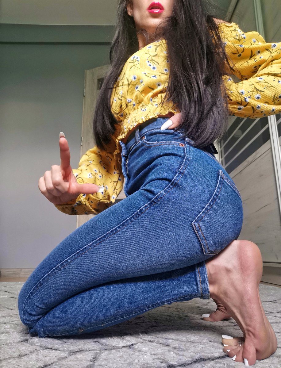 BoginiAfrodyta1's tweet image. Moja doskonałość uczyni cię bezmózgim NIEUDACZNIKIEM🤭
Podaj mi kawę lose,rze i spraw, żeby ten dzień zaczął się jak najlepiej 😊☕

@rt_feet