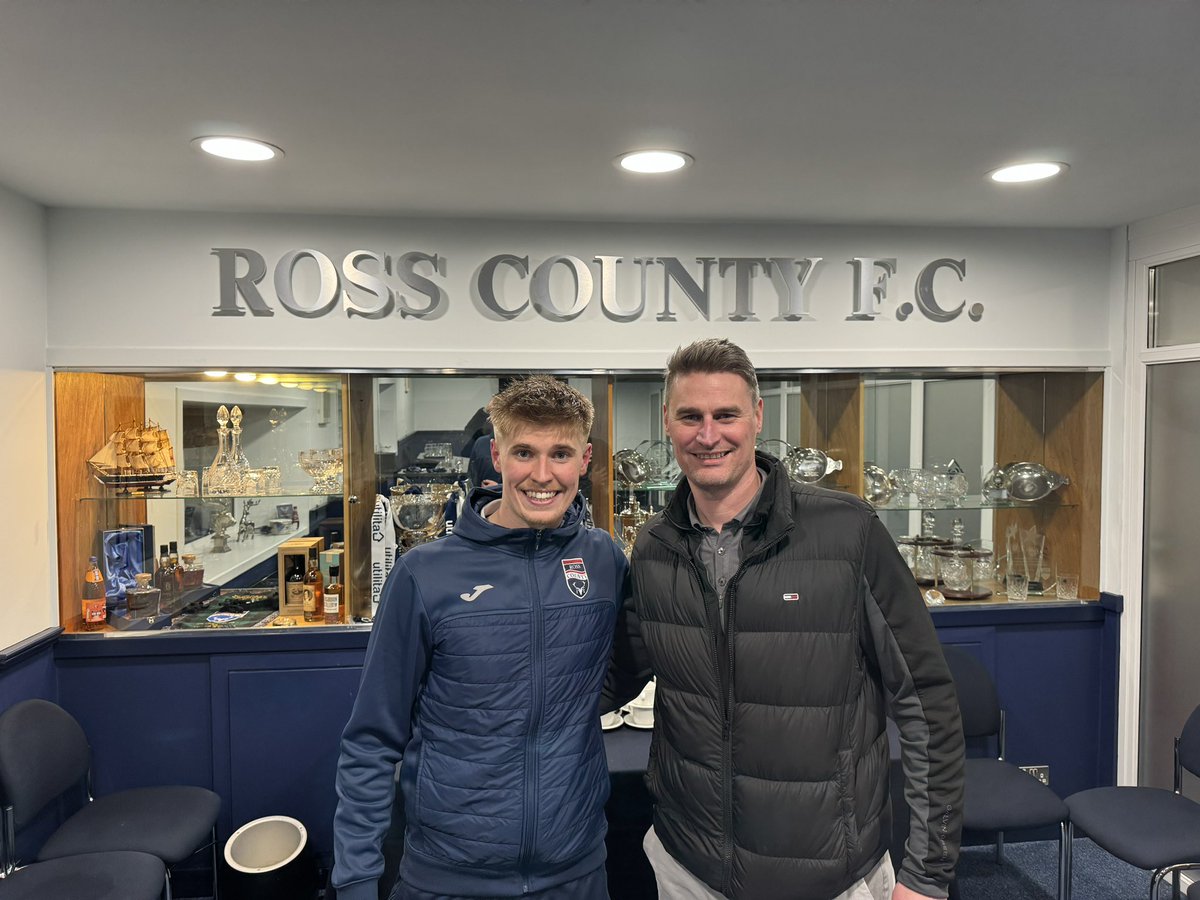 _davidfaulkner's tweet photo. A very special edition of #MaxWatch last night catching him in action in action against Hibs. π΄σ §σ ’σ ³σ £σ ΄σ Ώ
I was thrilled to see @maxsheaf has settled in well and he has found another club that loves him like we do β€οΈ
A huge thank you to @RossCounty for your hospitality. https://t.co/ZNFdtJv5lH