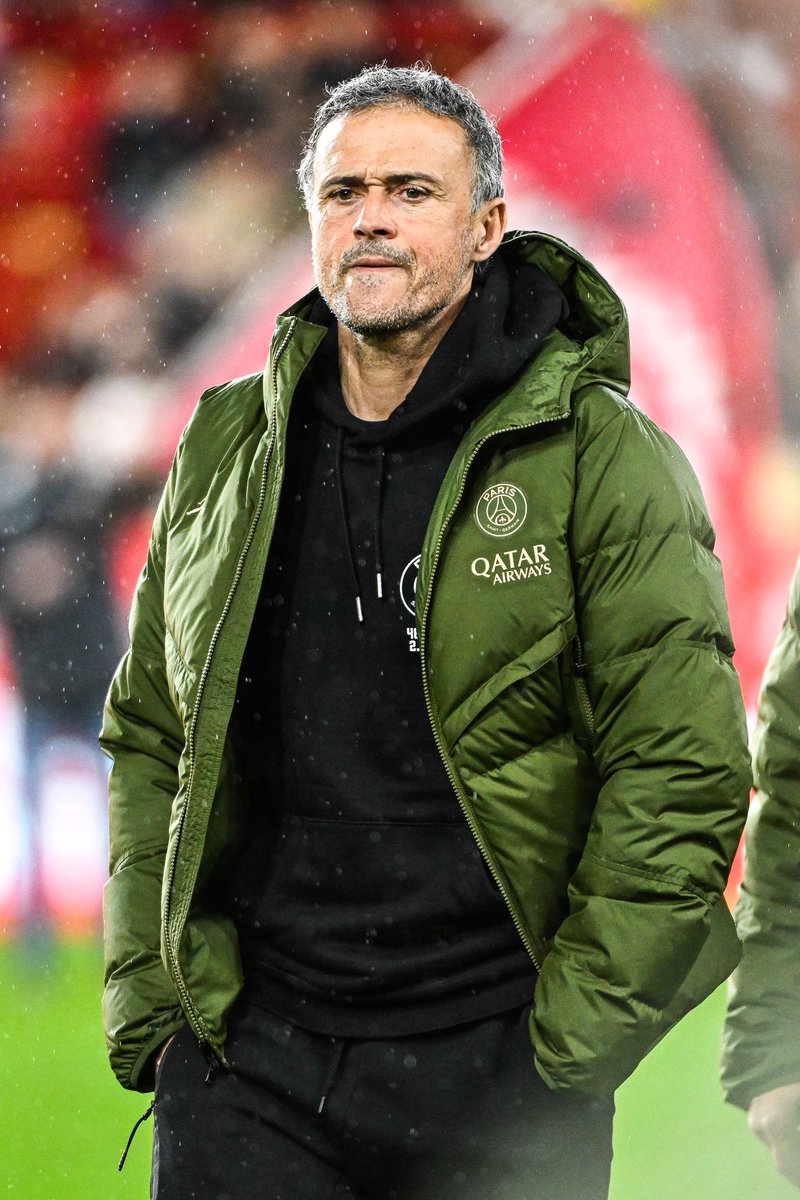 🚨 Luis Enrique :

« Je n’ai pas de préférence sur le tirage de la Ligue des champions. 𝗠𝗮𝗶𝘀 𝗰𝗲 𝗱𝗼𝗻𝘁 𝗷𝗲 𝘀𝘂𝗶𝘀 𝘀𝘂̂𝗿, 𝗰’𝗲𝘀𝘁 𝗾𝘂’𝗮𝘂𝗰𝘂𝗻𝗲 𝗲́𝗾𝘂𝗶𝗽𝗲 𝗻𝗲 𝘀𝗼𝘂𝗵𝗮𝗶𝘁𝗲 𝘁𝗼𝗺𝗯𝗲𝗿 𝘀𝘂𝗿 𝗹𝗲 𝗣𝗦𝗚. 𝗔𝘂𝗰𝘂𝗻𝗲. »

(CP)