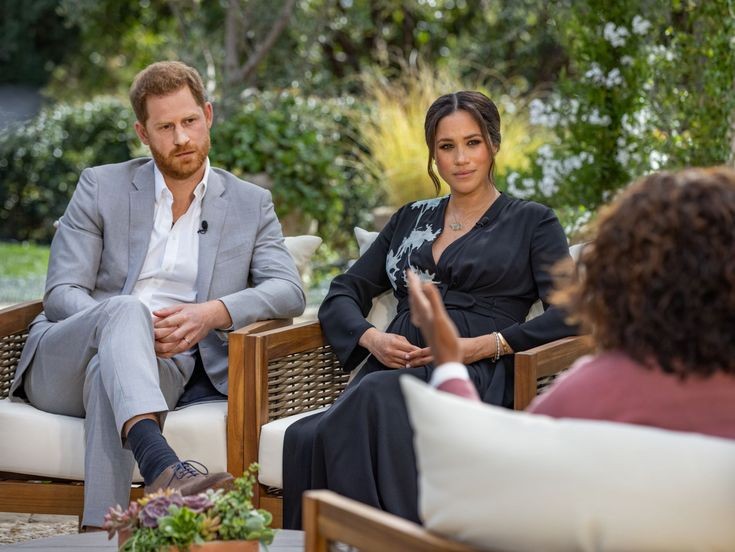 LyleSckeepers's tweet image. Remember there's still another 90 minute clip from this famous interview we've never seen?It's time.This will tell us exactly what the fucks happened to The Princess of Wales.#KateGate #WheresKateMiddleton Harry should also release the 400 pages of Spare that he didn't publish.