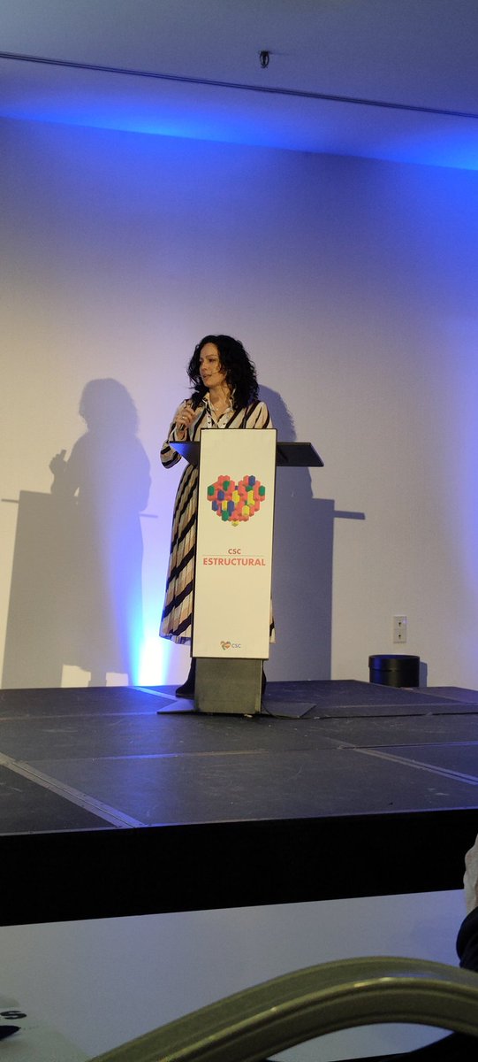 FJavierDelgado's tweet photo. Ahora #MariaMartin nos explica las novedades en "Intervencionismo sobre la válvula tricúspide" #CSCestructural24 @enferhemo @AEEC_enfcardio https://t.co/EcaY7Xotu6
