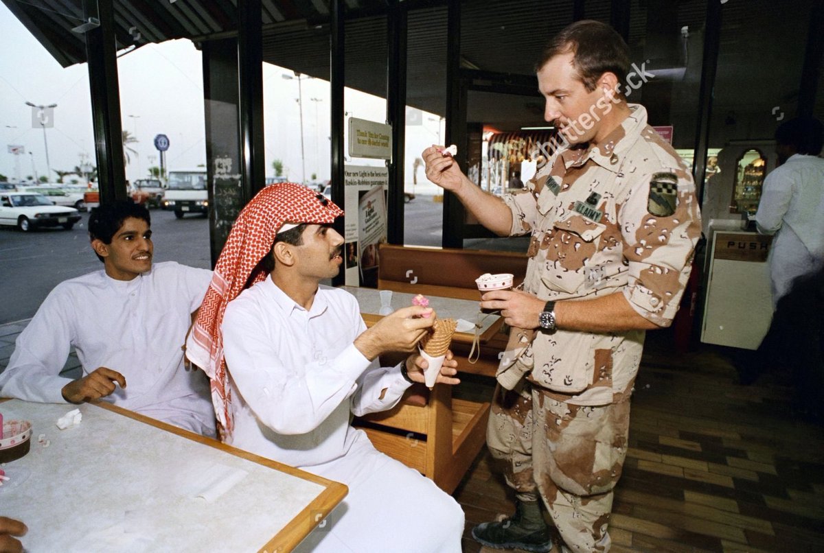 SaudiArchives's tweet photo. كان الامريكي يسرح و يمرح في السعودية 🤷🏻‍♂️ https://t.co/55IFpAaiyb