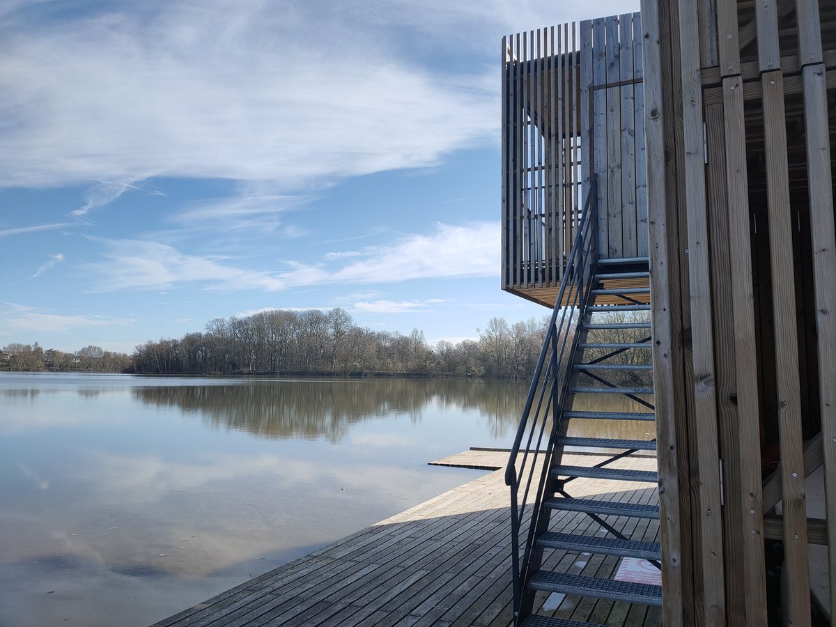 CreffDavid's tweet photo. Crue de Loire à Orléans : la plage de l'île Charlemagne n'est plus @larep_fr https://t.co/Uzr8efNxVo