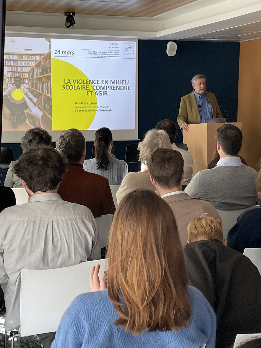 La violence en milieux scolaire impacte la réussite éducative.
Il faut comprendre pour agir 💪!
#CFF #CercleEducation #Education