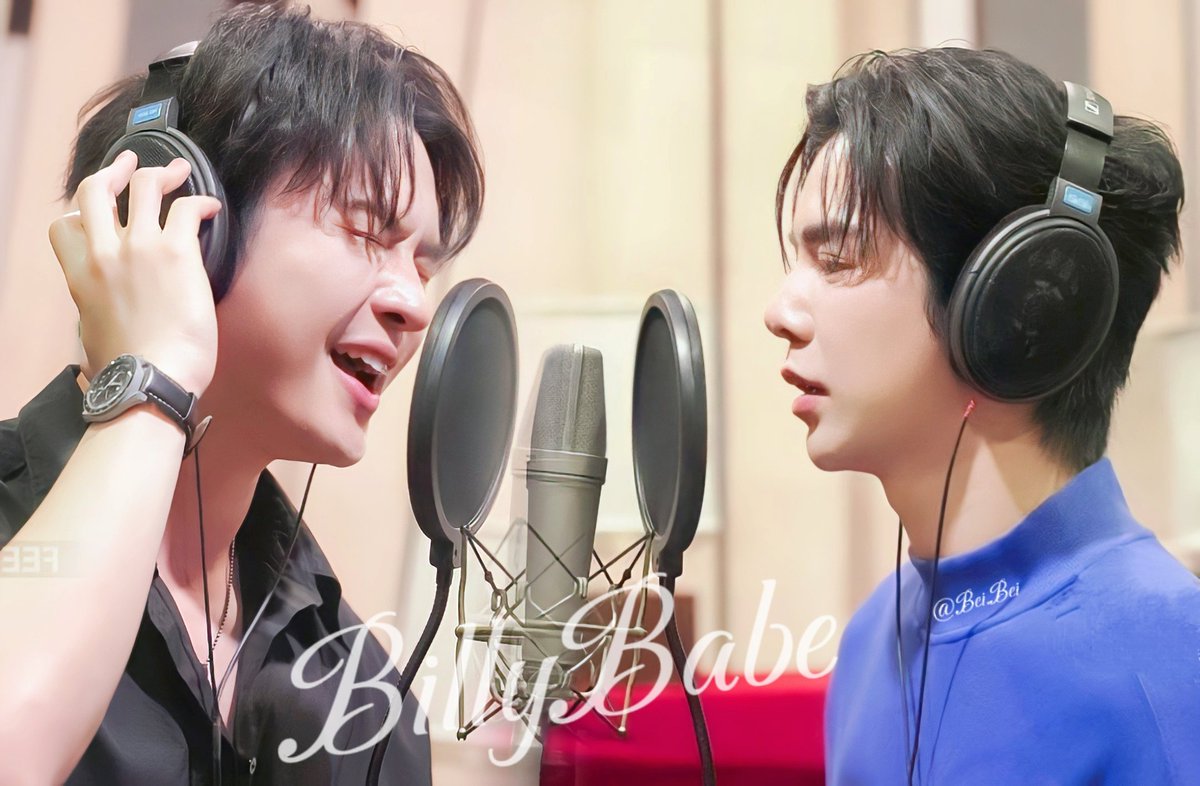 BeiAiXinYi1998's tweet photo. 🐺&amp;🐽
😘😘😘
#BillyBabe https://t.co/2p8j1r7u2I