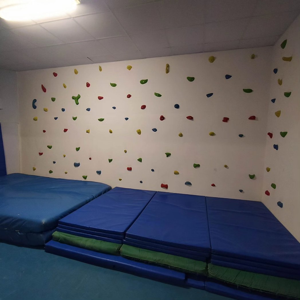 Petit Miku tweet media