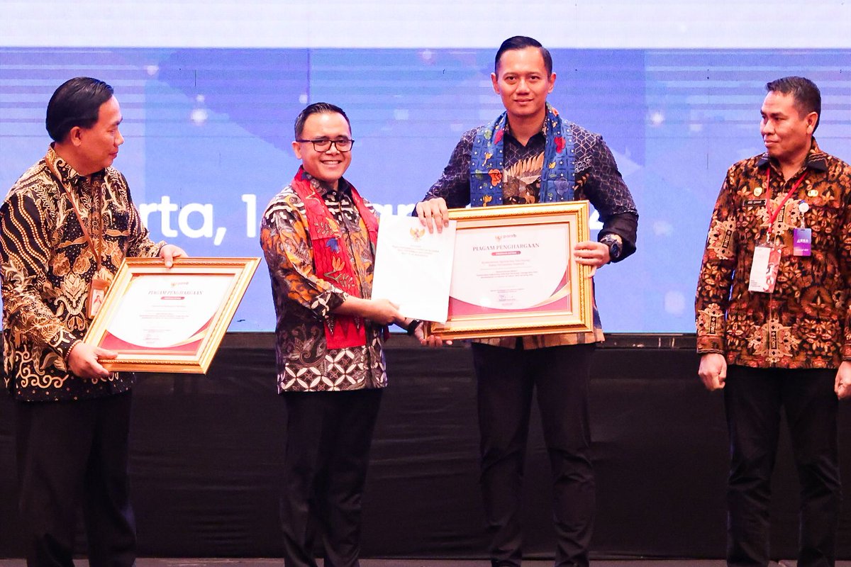 Agus Harimurti Yudhoyono (AHY) tweet media
