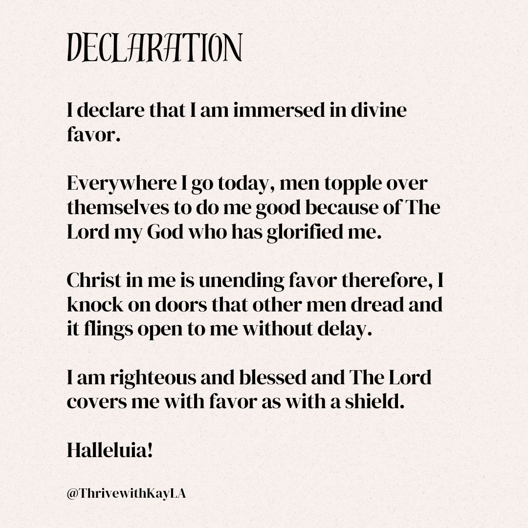 ThrivewithKayla's tweet photo. Psalm 5:12 ESV
For you bless the righteous, O Lord; you cover him with favor as with a shield.

#thursdaydeclaration
#favored
#thrivewithkayla
#globalhrexpert
#thrivethroughfavor https://t.co/3se460DZ3d