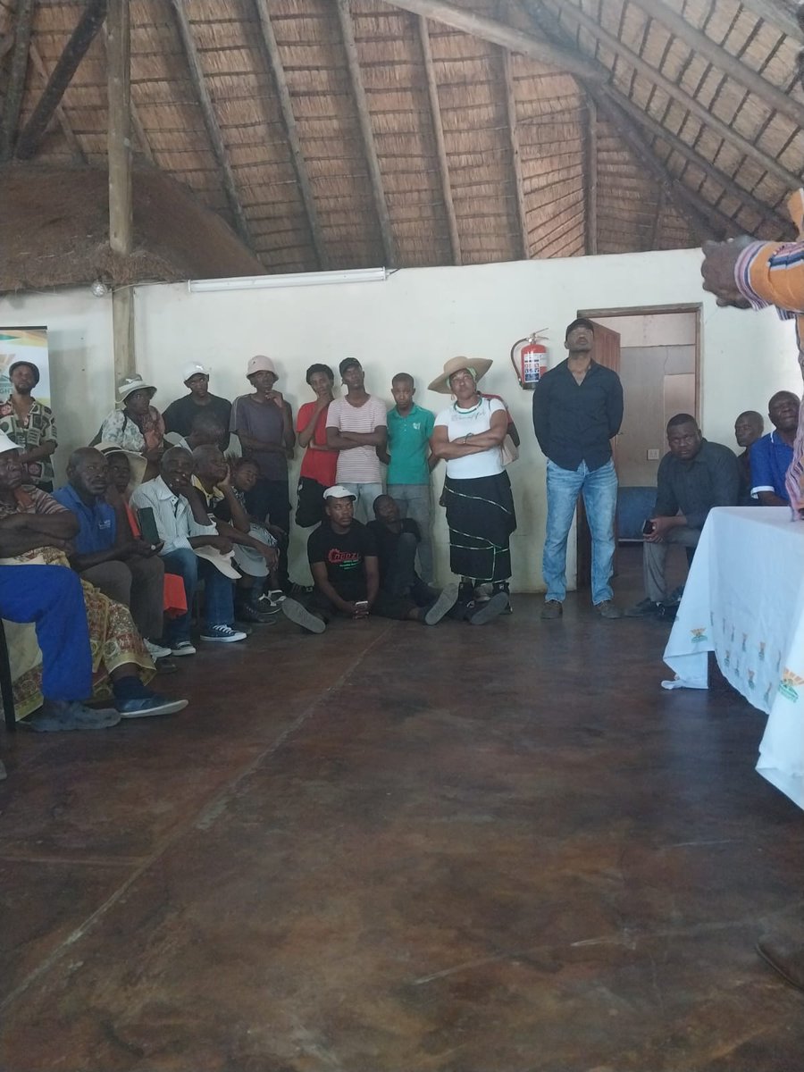 AvhashoniMagada's tweet photo. When the Machete community was forced out of land, the apartheid agents were  pushing  from the back. Today, they are not walking  back alone, officials are holding their hands. How about that during Human Rights month? Dignity restored in full. https://t.co/NGfUsxL7M1