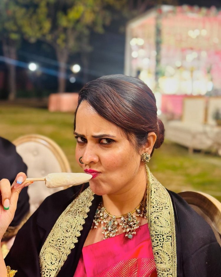 GInou-Db0AAZ4tC?format=jpg&name=medium