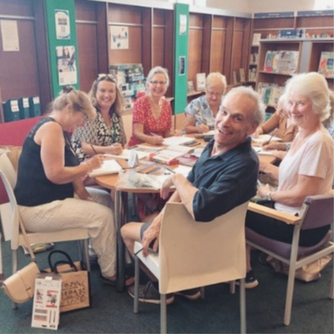 "WHAT IS SOCIAL PRESCRIBING? Many things that affect our health cannot be treated by doctors or medicine alone, like loneliness, isolation or stress... Social prescribing connects people to non-medical support to address these issues and other unmet needs."
#SocialPrescribingDay