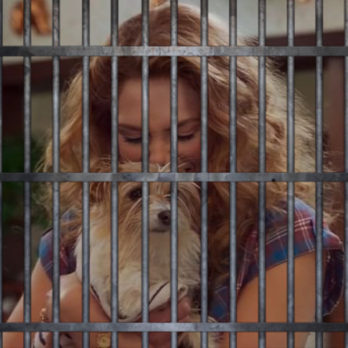 jail4arianators's tweet photo. 48 hours https://t.co/v8uq8kDbbL
