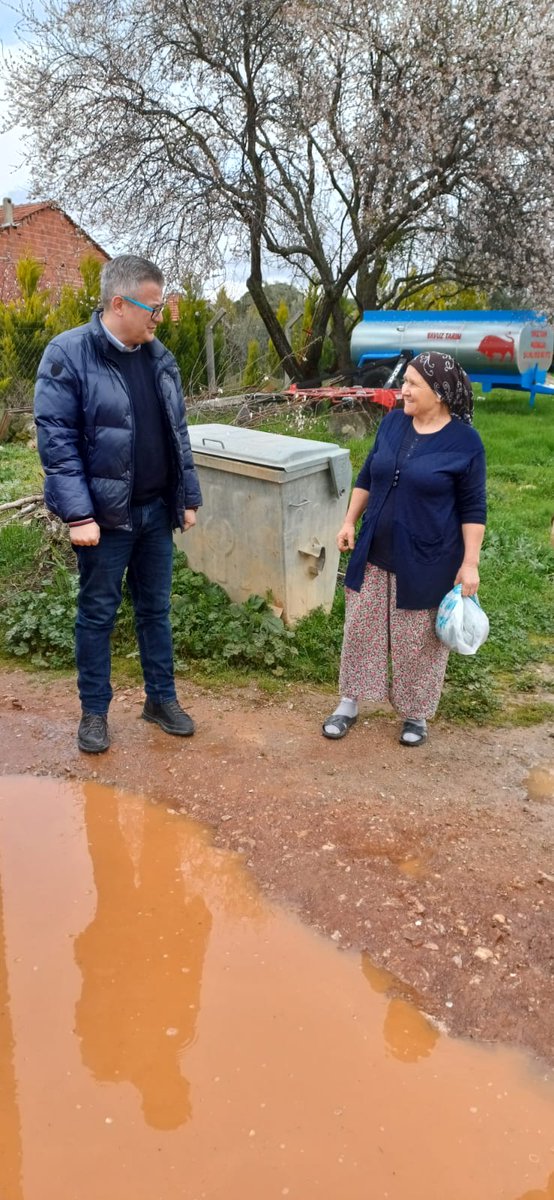 Ibrahimbukechp's tweet photo. Sıkmadık el bırakmayana kadar, köy köy , mahalle mahalle gezmeye devam edeceğiz. Birleşe birleşe büyüyeceğiz. #gördes #chp #gördeschp #manisa #manisachp #chpgençlik #birliktengördesdoğar #ilksenözalper #ferdizeyrek #özgürözel https://t.co/5tJkdmfivK