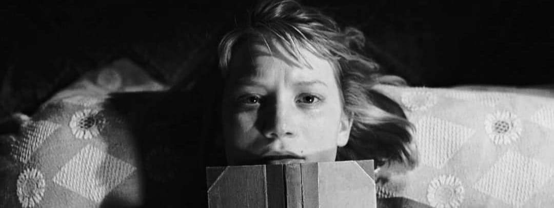 اور تو سمجھتا ہے مجھے تجھ سے گلہ کچھ بھی نہیں ؟ ♥️🙂
Good Afternoon dear x world.