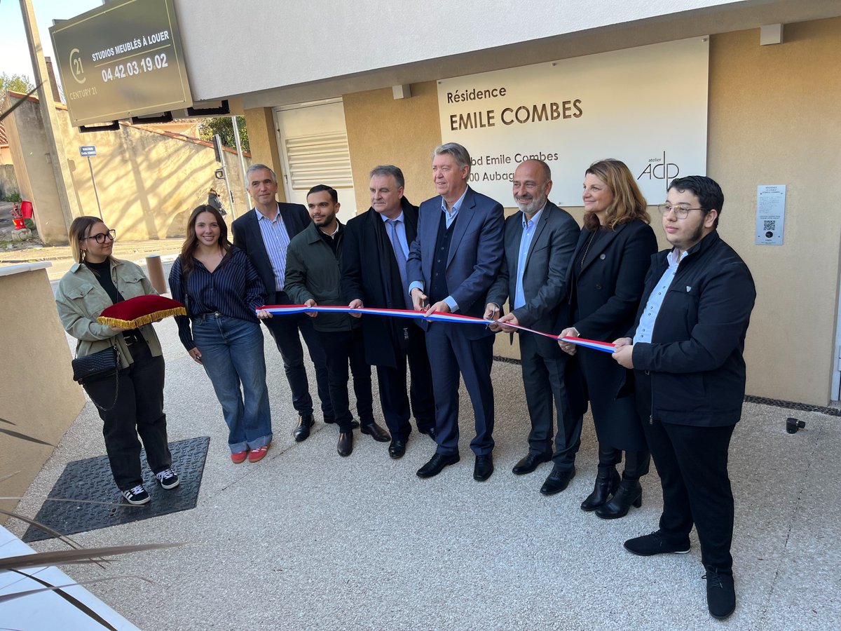 La Mission Locale du Pays d'Aubagne présente aux cotés de notre président <a href="/GerardGazay/">Gérard GAZAY</a> et de M Eric Berton président d'Aix Marseille université pour l'inauguration de la résidence étudiante sur Aubagne, 3ieme ville universitaire du département.