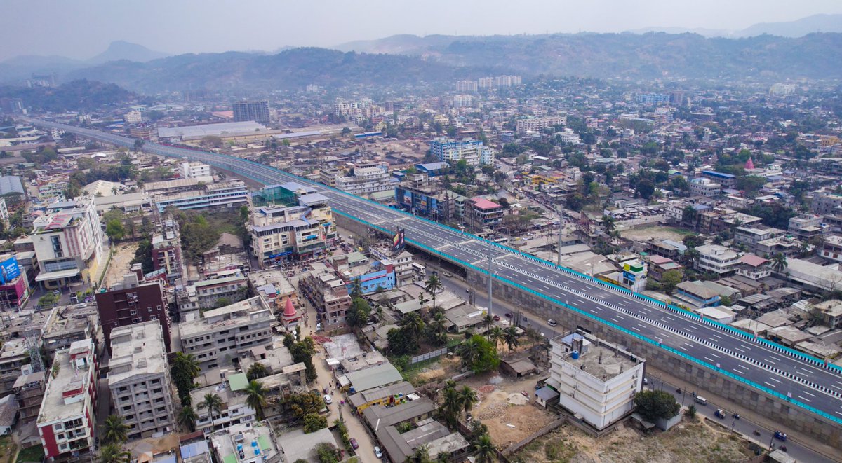 himantabiswa's tweet photo. Your journey from Guwahati airport to the city and beyond has now become signal-free as we opened a significant portion of the 6-lane Guwahati bypass under the Bharat Mala Pariyojana today. https://t.co/G21FpR3Gls