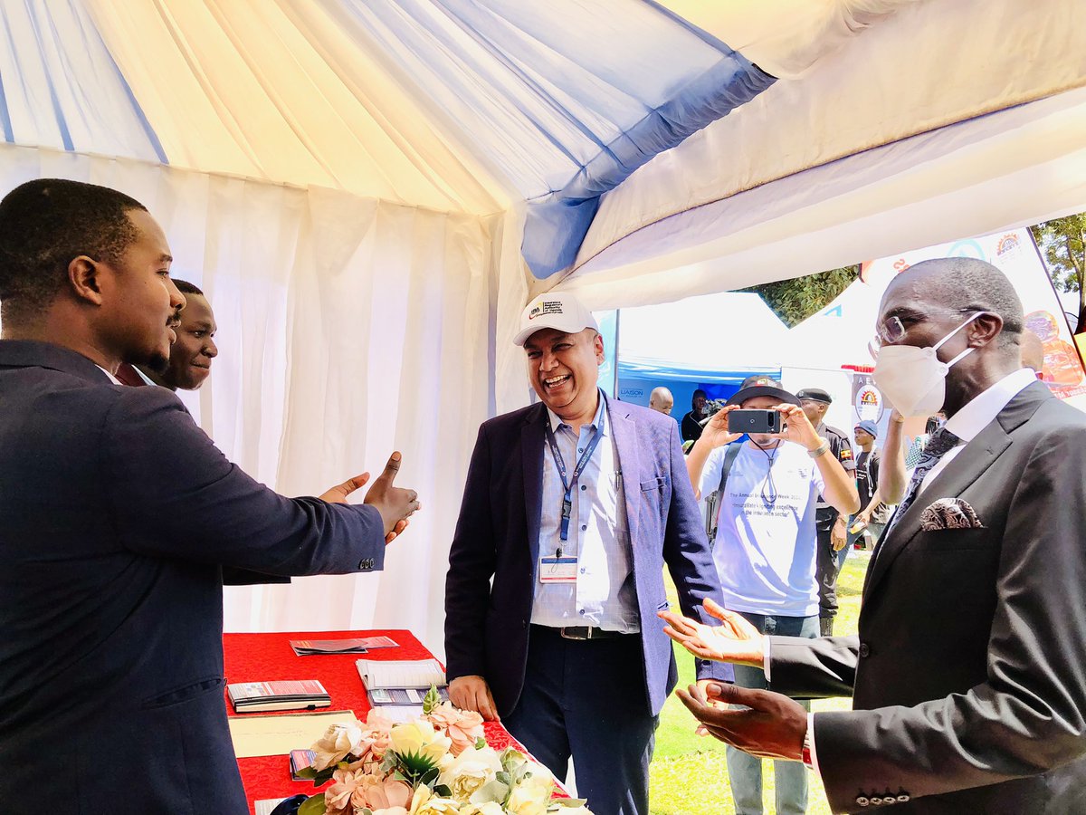 Alliance_UG's tweet photo. #AnnualInsuranceWeek2024 In photos: The @IraUganda CEO, Alhaj Kaddunabbi Ibrahim Lubega passed by our Tent at the Railway Grounds.
Our Acting CEO, Jain Gulshan, together with our Team were there to receive him.
#InsuranceWeek2024 https://t.co/CAm83Qcuay