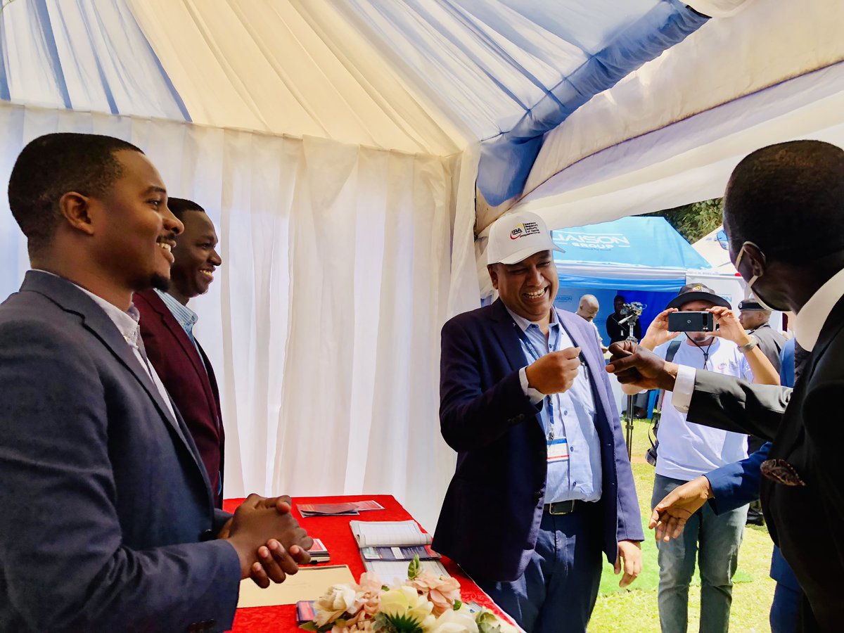 Alliance_UG's tweet photo. #AnnualInsuranceWeek2024 In photos: The @IraUganda CEO, Alhaj Kaddunabbi Ibrahim Lubega passed by our Tent at the Railway Grounds.
Our Acting CEO, Jain Gulshan, together with our Team were there to receive him.
#InsuranceWeek2024 https://t.co/CAm83Qcuay