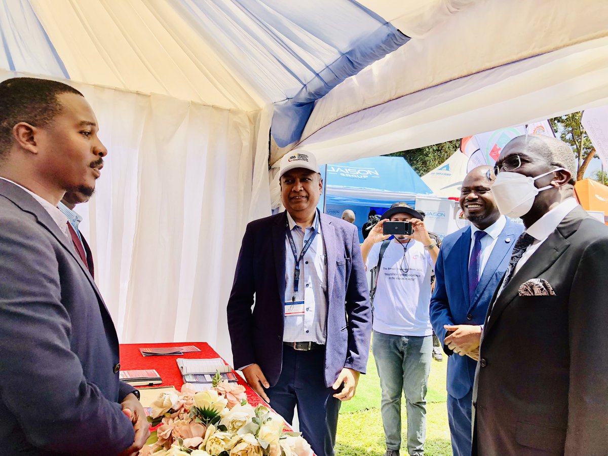 Alliance_UG's tweet photo. #AnnualInsuranceWeek2024 In photos: The @IraUganda CEO, Alhaj Kaddunabbi Ibrahim Lubega passed by our Tent at the Railway Grounds.
Our Acting CEO, Jain Gulshan, together with our Team were there to receive him.
#InsuranceWeek2024 https://t.co/CAm83Qcuay