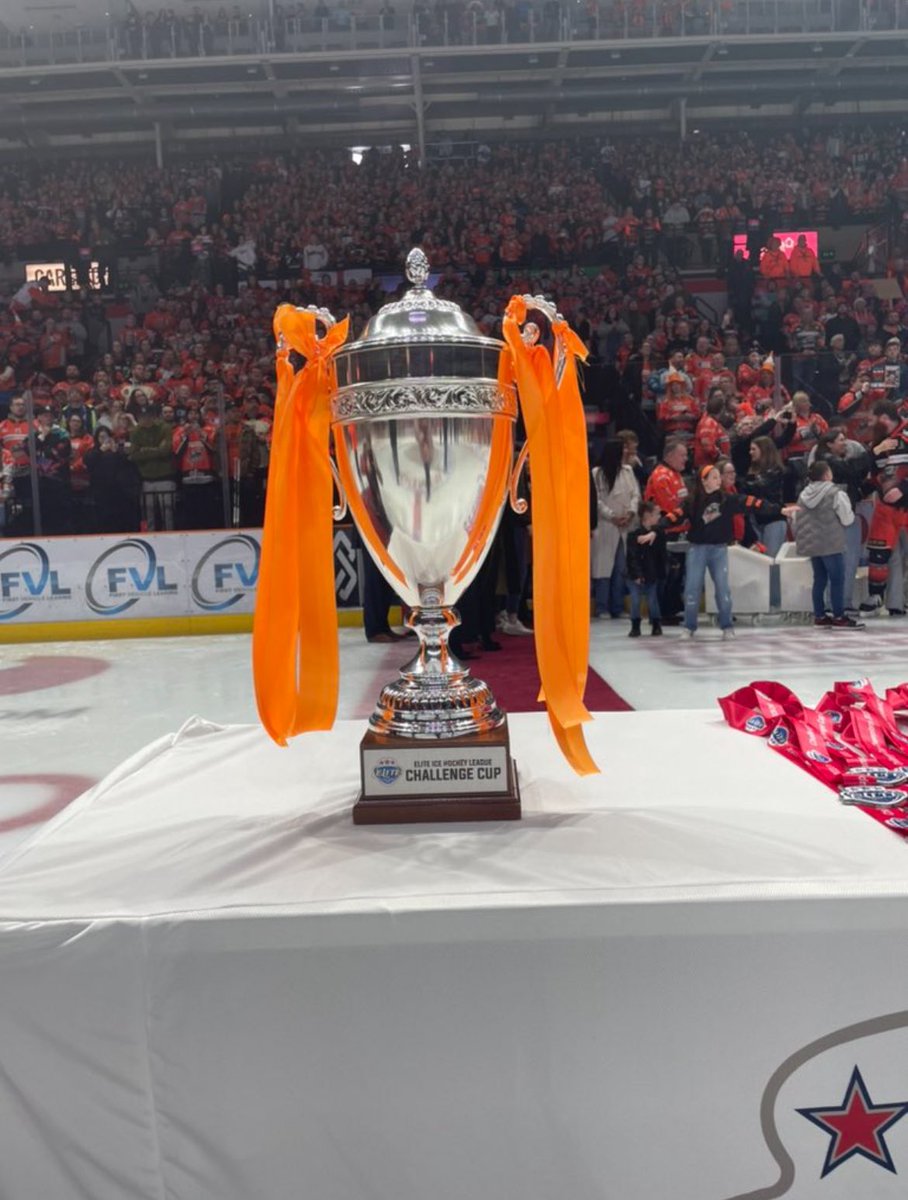 SmethurstJo's tweet photo. Great atmosphere last night in the Arena and outside afterwards. 2024 Challenge Cup Winners, get in @steelershockey https://t.co/gkV8P1SdGN