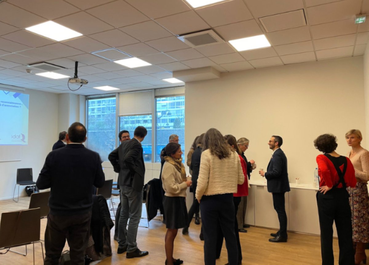 📸 Zoom sur la rencontre matinale entre DG adhérents de l’IDAF

Notre Cercle DG s'est tenu hier :
 🔹Solitude, manque d’accompagnement, … comment faire face aux difficultés du métier de DG d’association ?🔹
 
 📖 La présentation est disponible :  bit.ly/3T9Ixps